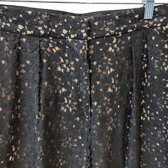 STELLA McCartney Black Lace Cuffed Culottes Pants (EU 38 / US 4) - Picture 4 of 8